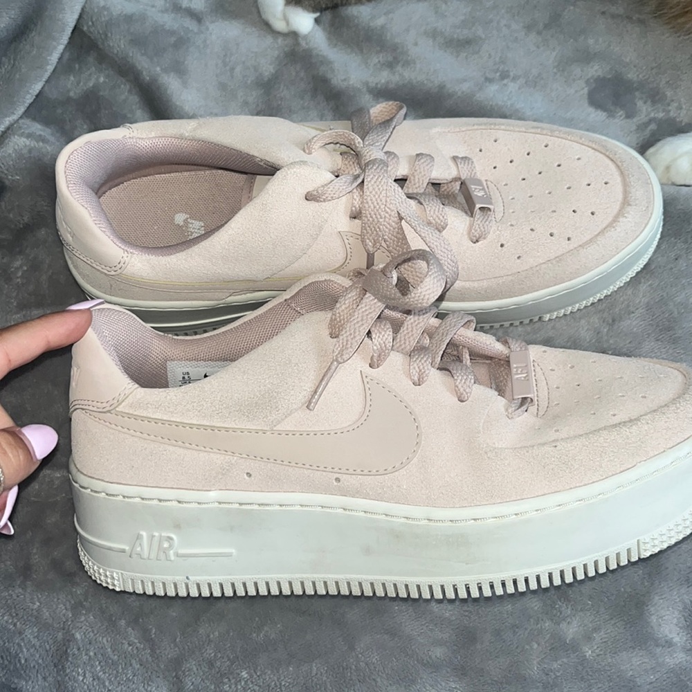 Pink Air Force 1